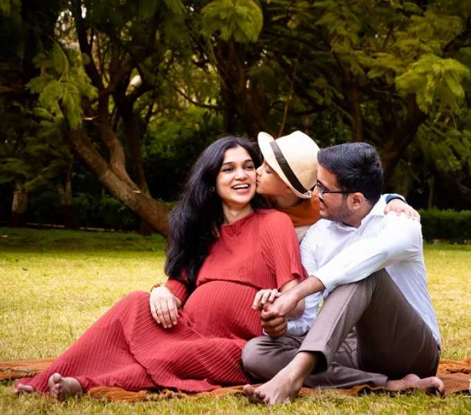 Best Maternity Photographers In Pune, Pregnancy Photoshoot