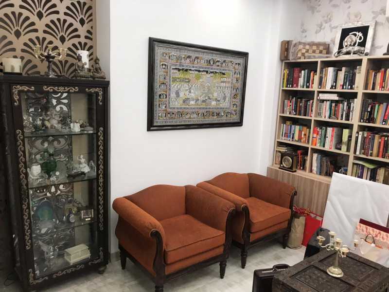 Gallery Images
