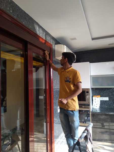 Gallery Images