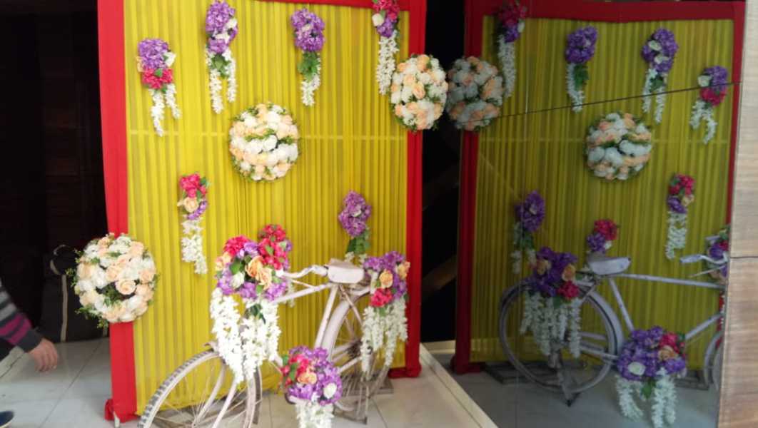Gallery Images