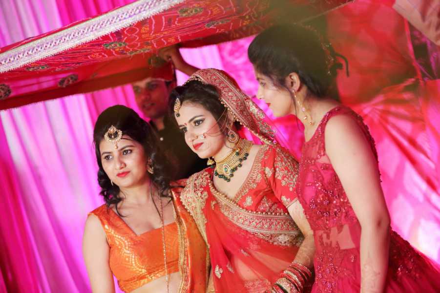 Gallery Images