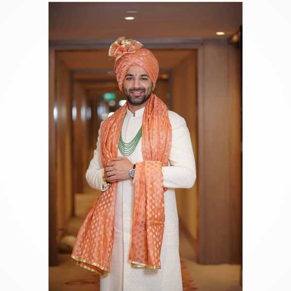 Gallery Images
