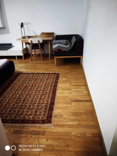 Gallery Images