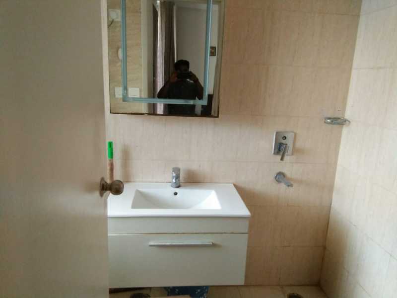 Gallery Images