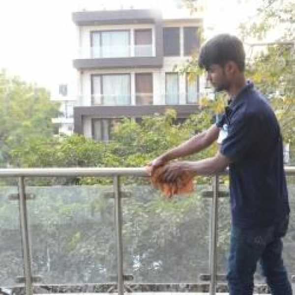 Gallery Images