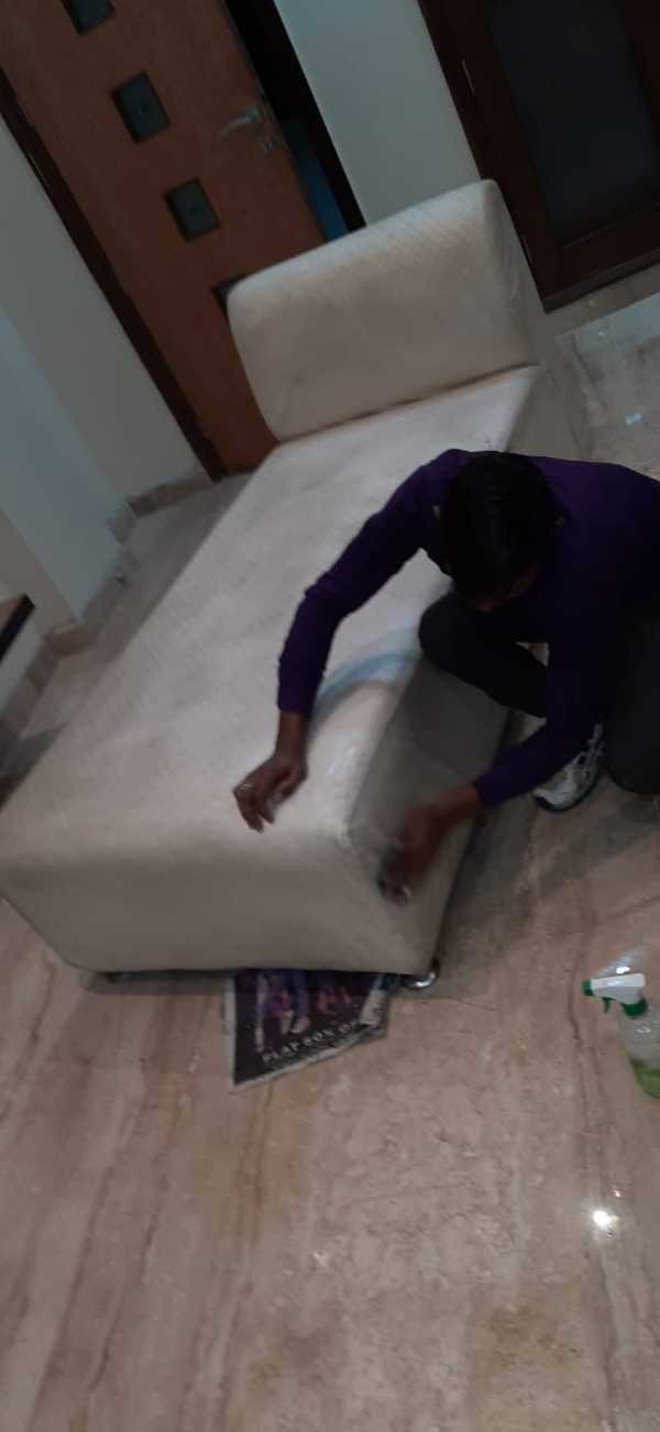 Gallery Images