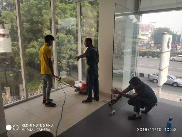 Gallery Images